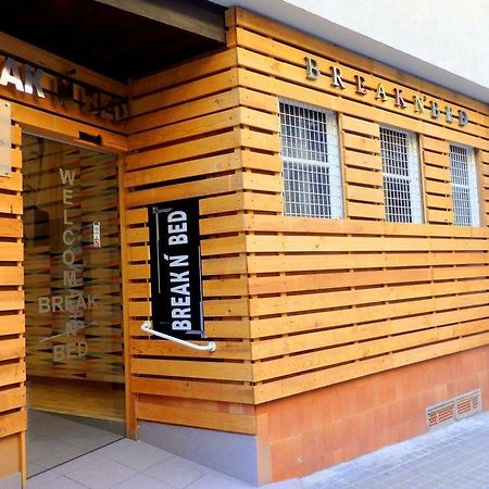 Break N Bed Hostel Barcelona Exterior foto
